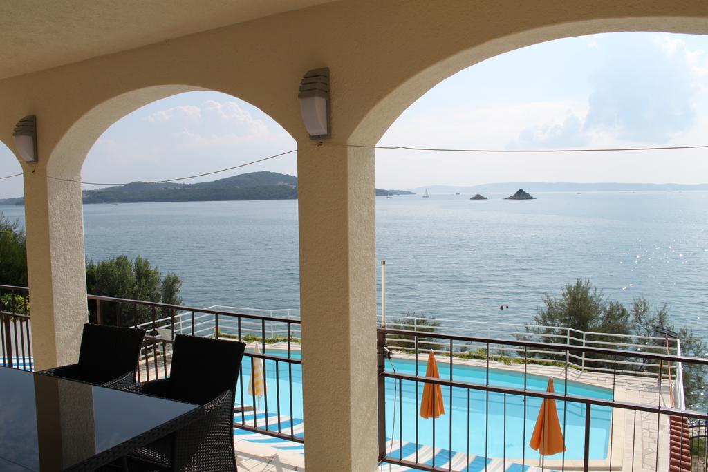 Apartments Villa Marija Seget Vranjica Dış mekan fotoğraf