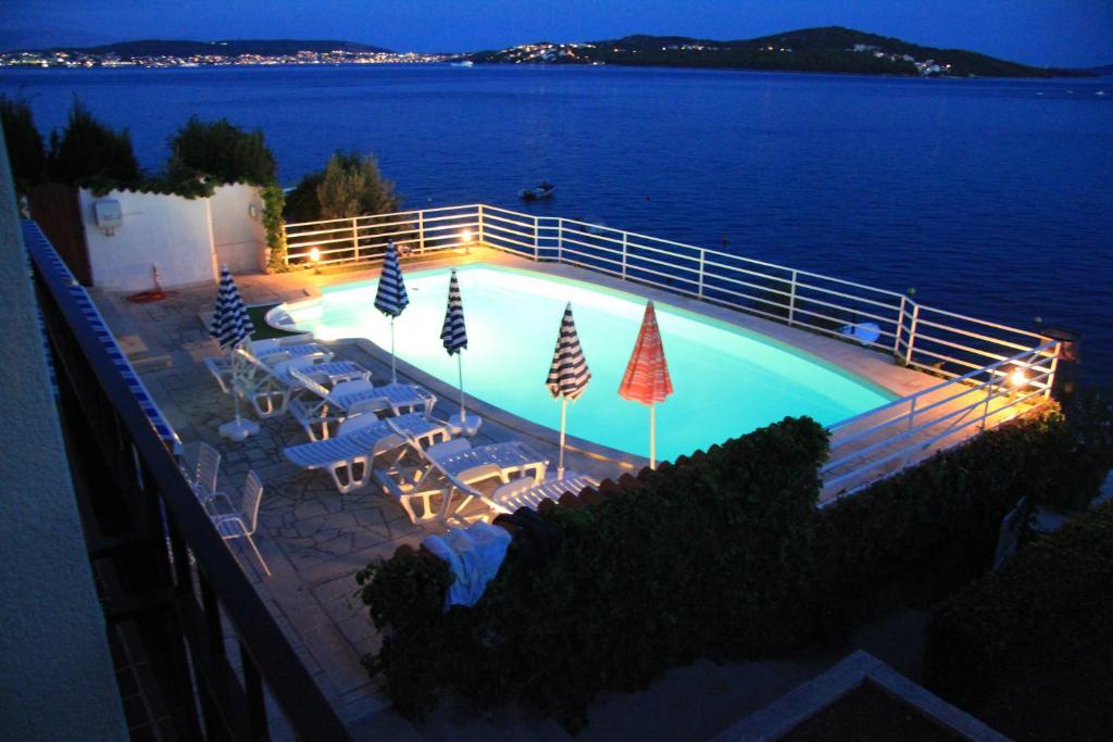 Apartments Villa Marija Seget Vranjica Dış mekan fotoğraf