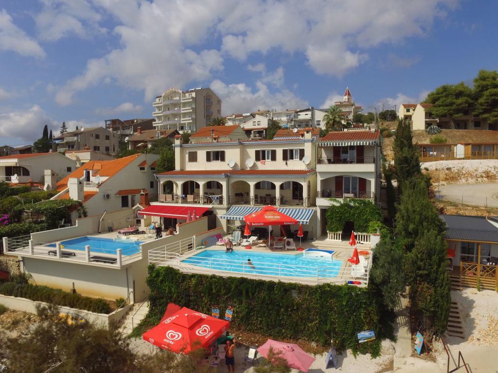 Apartments Villa Marija Seget Vranjica Dış mekan fotoğraf